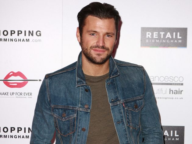 How tall is Mark Wright?